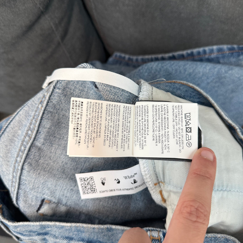 Off White Single Half Arrow Denim Shorts - Size 32