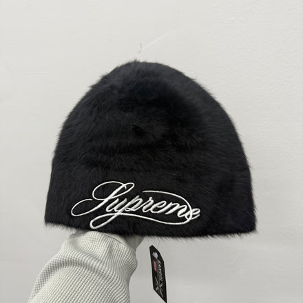 Supreme Kangol Furry Beanie Black