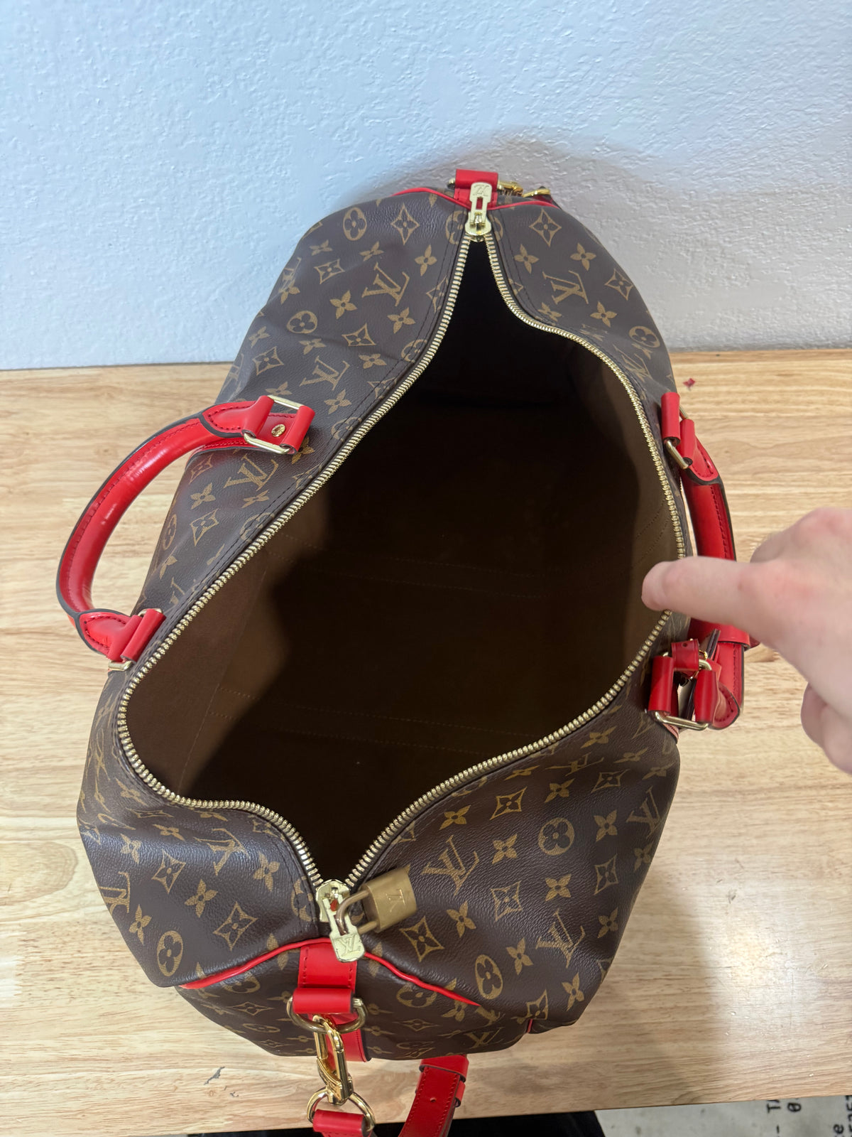 Louis Vuitton Monogram Keepall Bandouliere Weekender Duffle Bag 50 Red