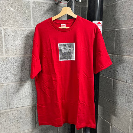 Supreme SS18 Chair T-Shirt - Size L