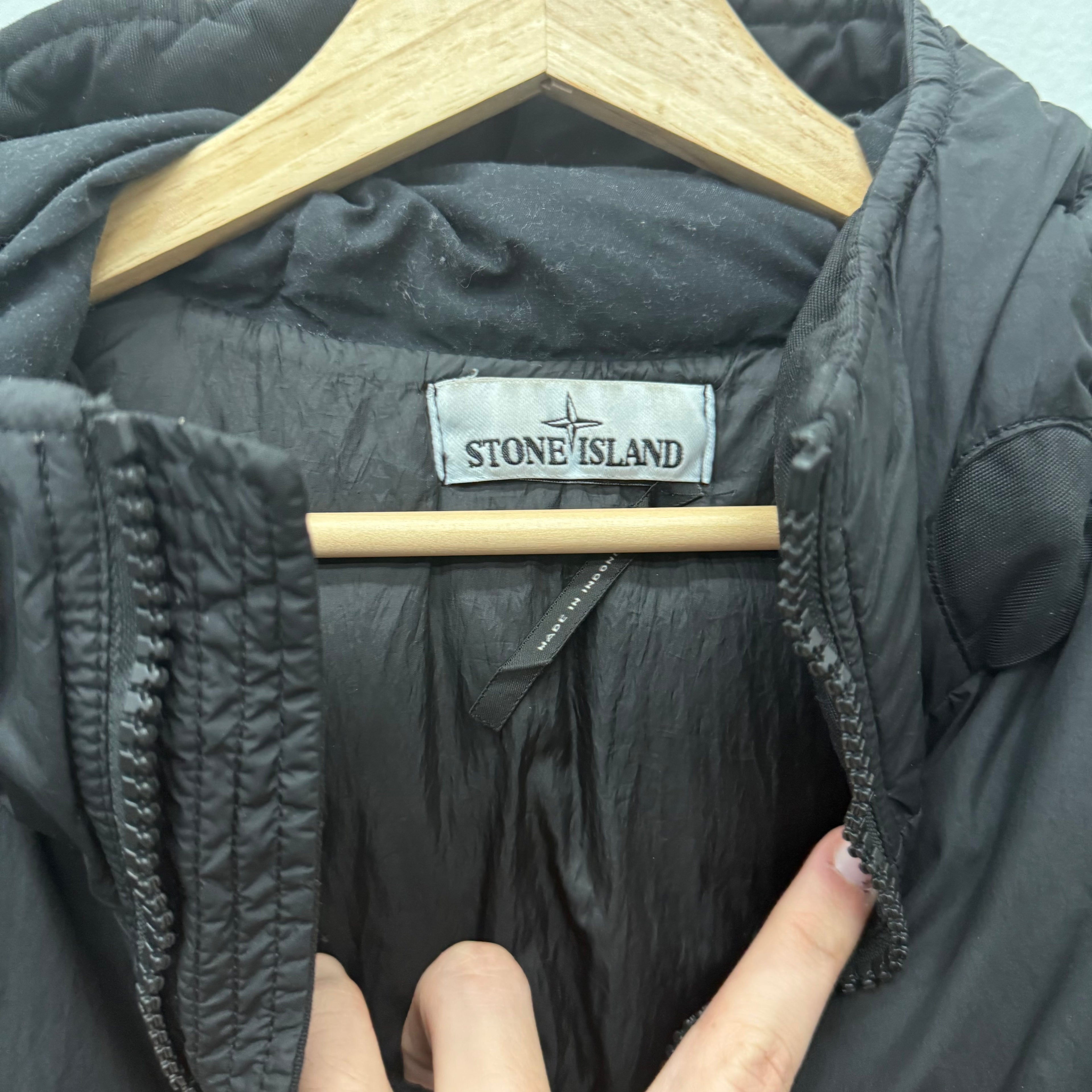 Stone Island Puffer Jacket - Size M