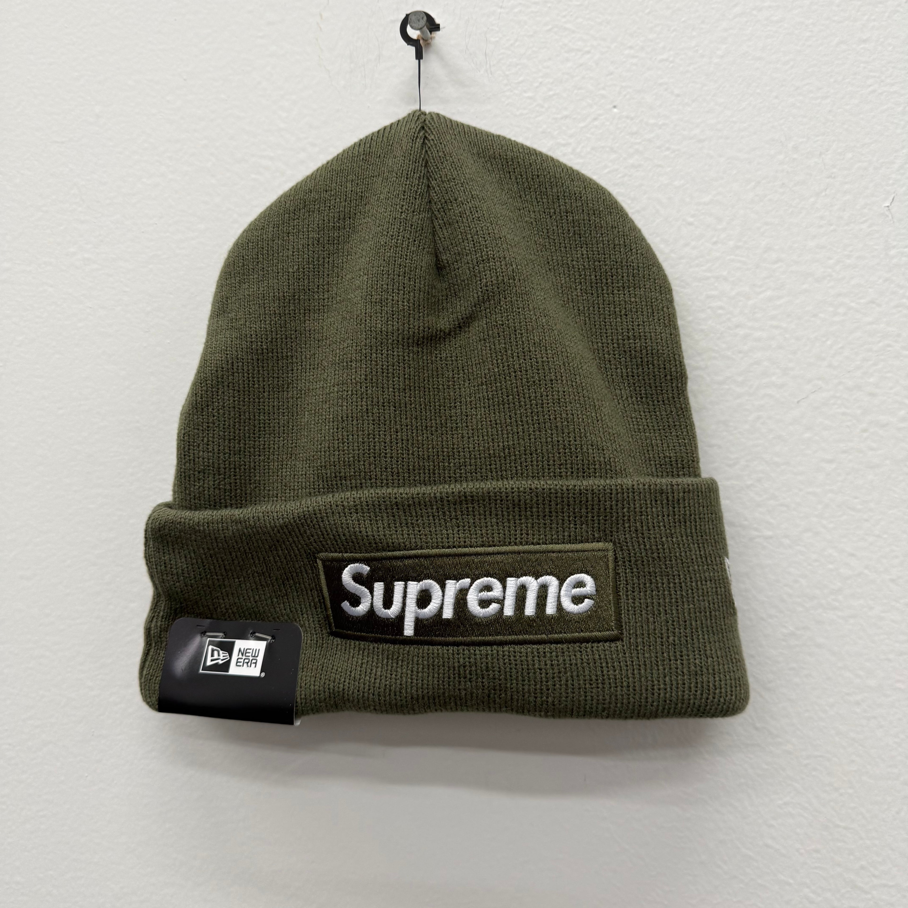 Suprem New Era Box Logo Beanie Olive FW25