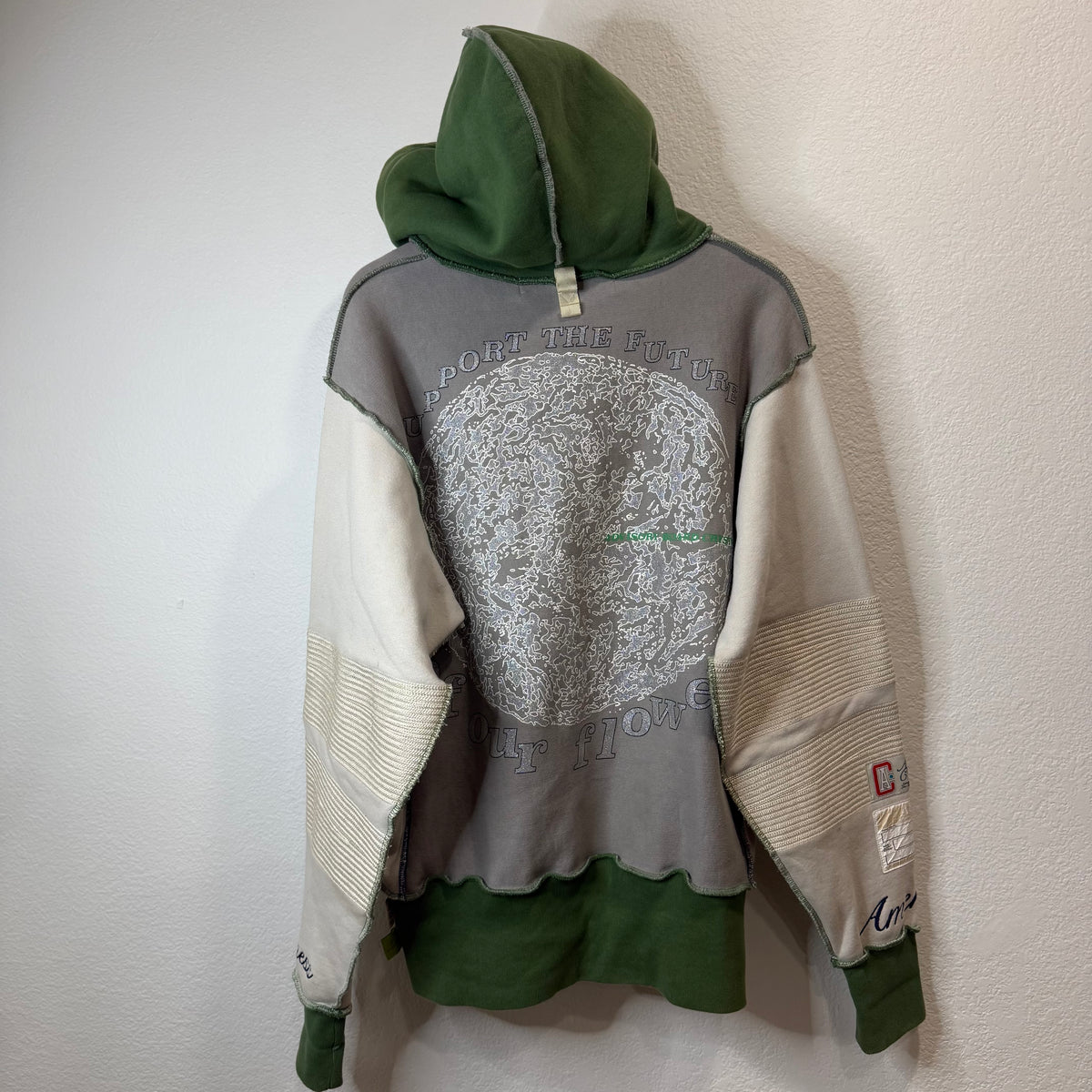 ABC Advisory Board Crystals American Consciousness Hoodie - Size L