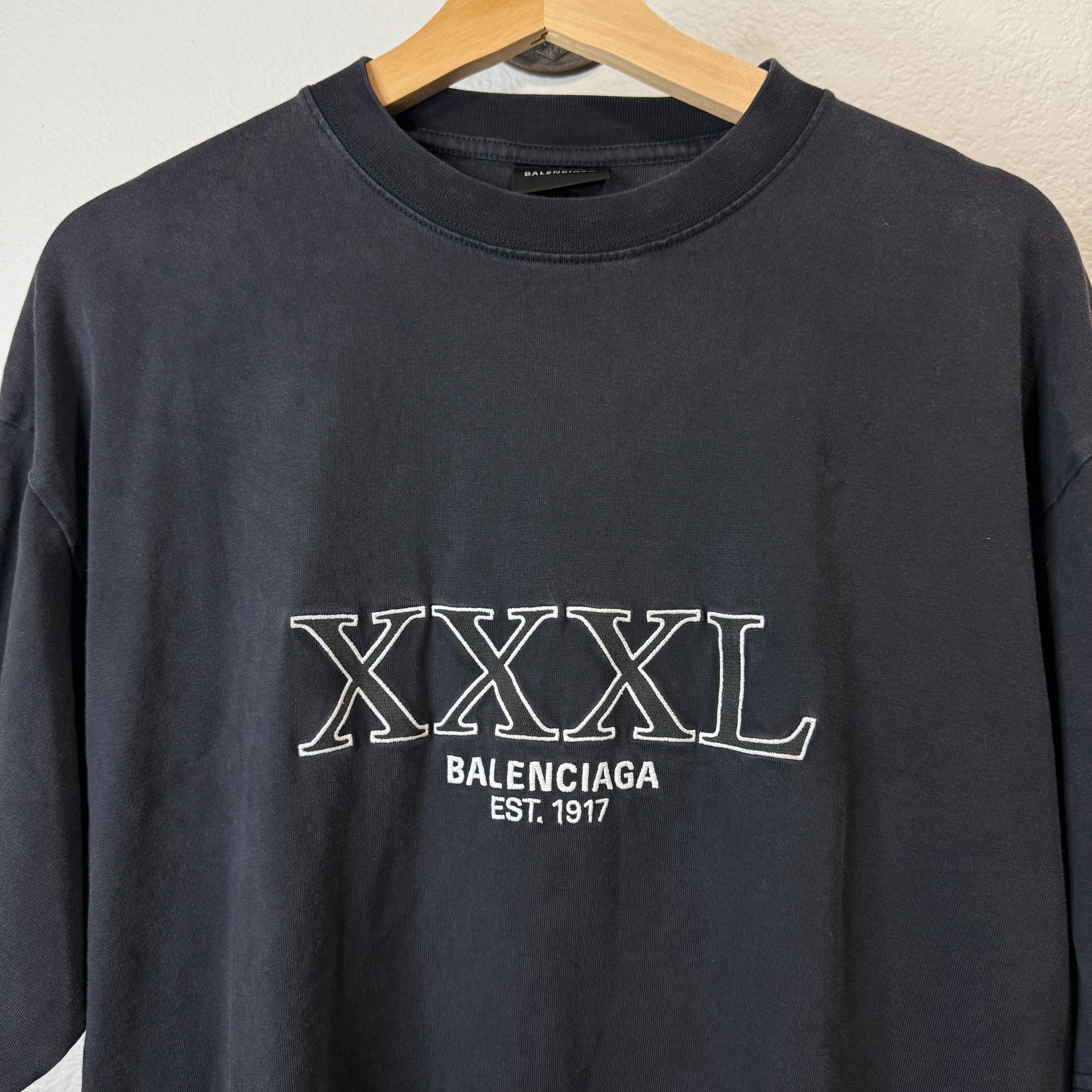 Balenciaga XXXL Embroidered T-Shirt Size XS