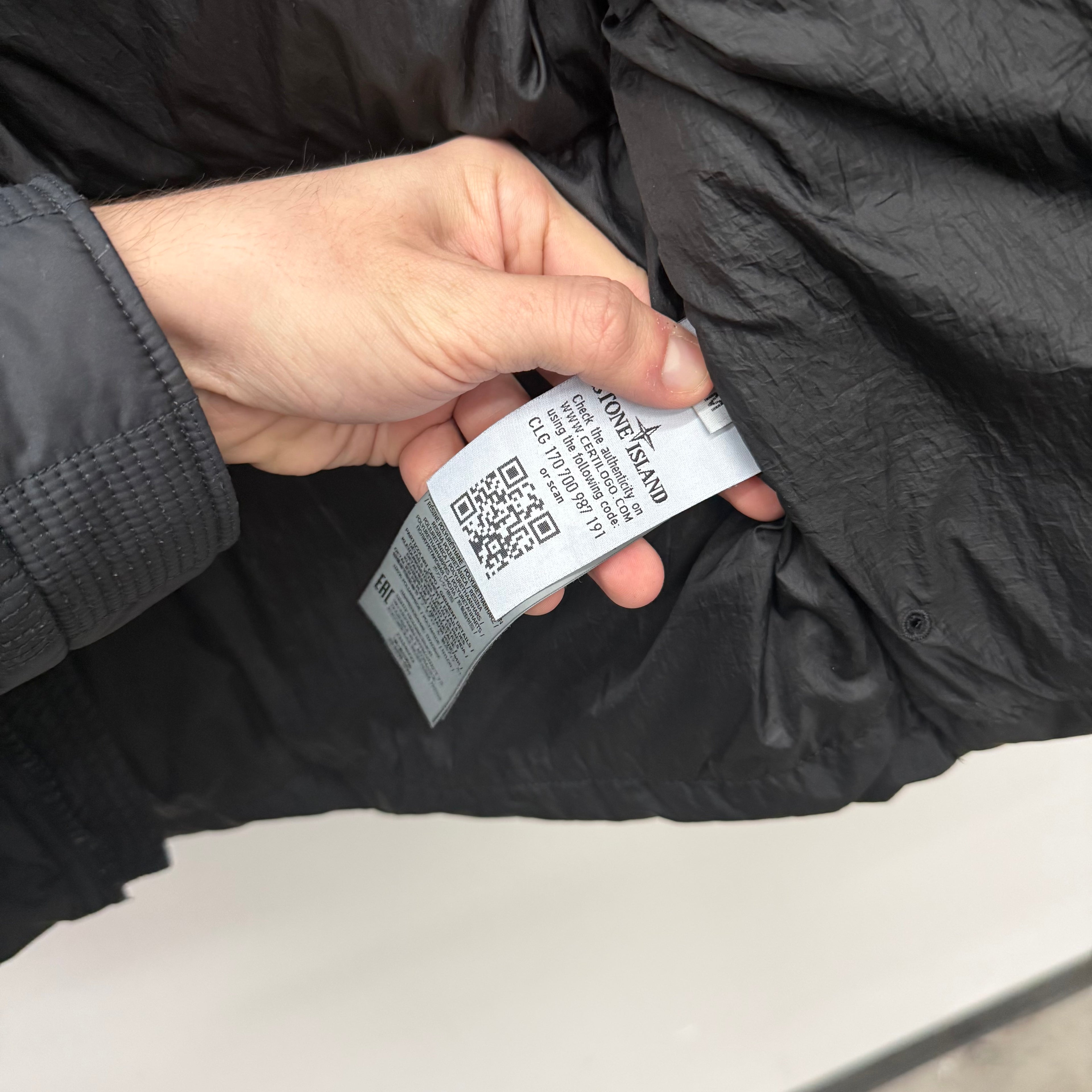 Stone Island Puffer Jacket - Size M