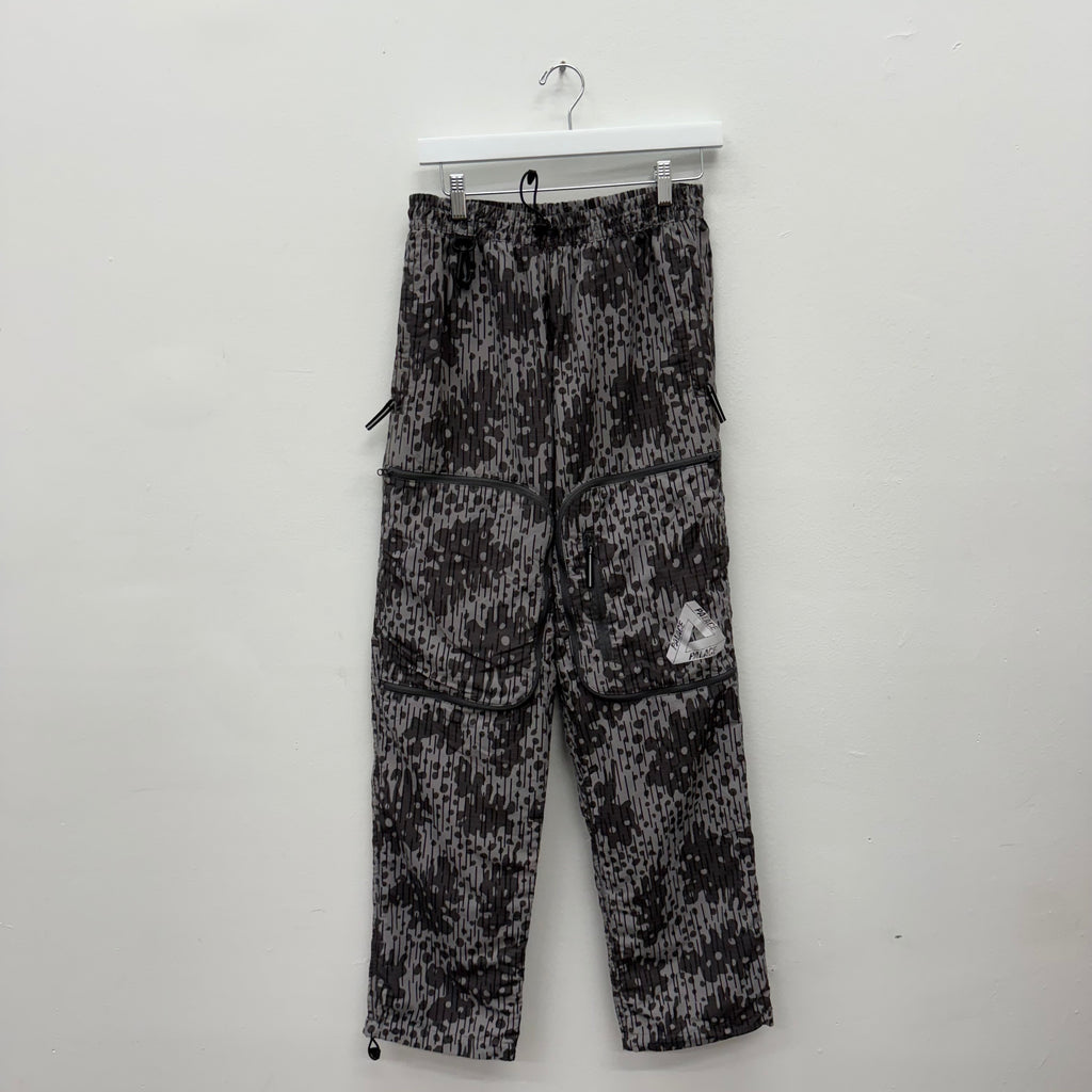 Palace Travel Cargo Pants Forest DPM - Size M