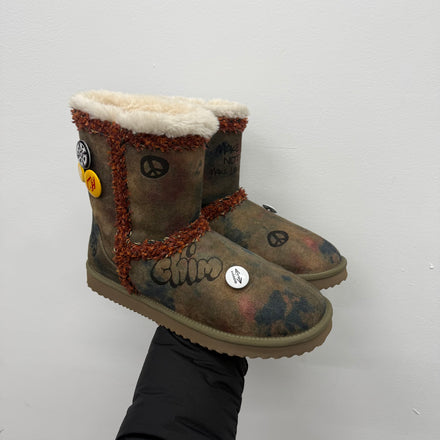 HMDD Grafitti Boots - Size 12