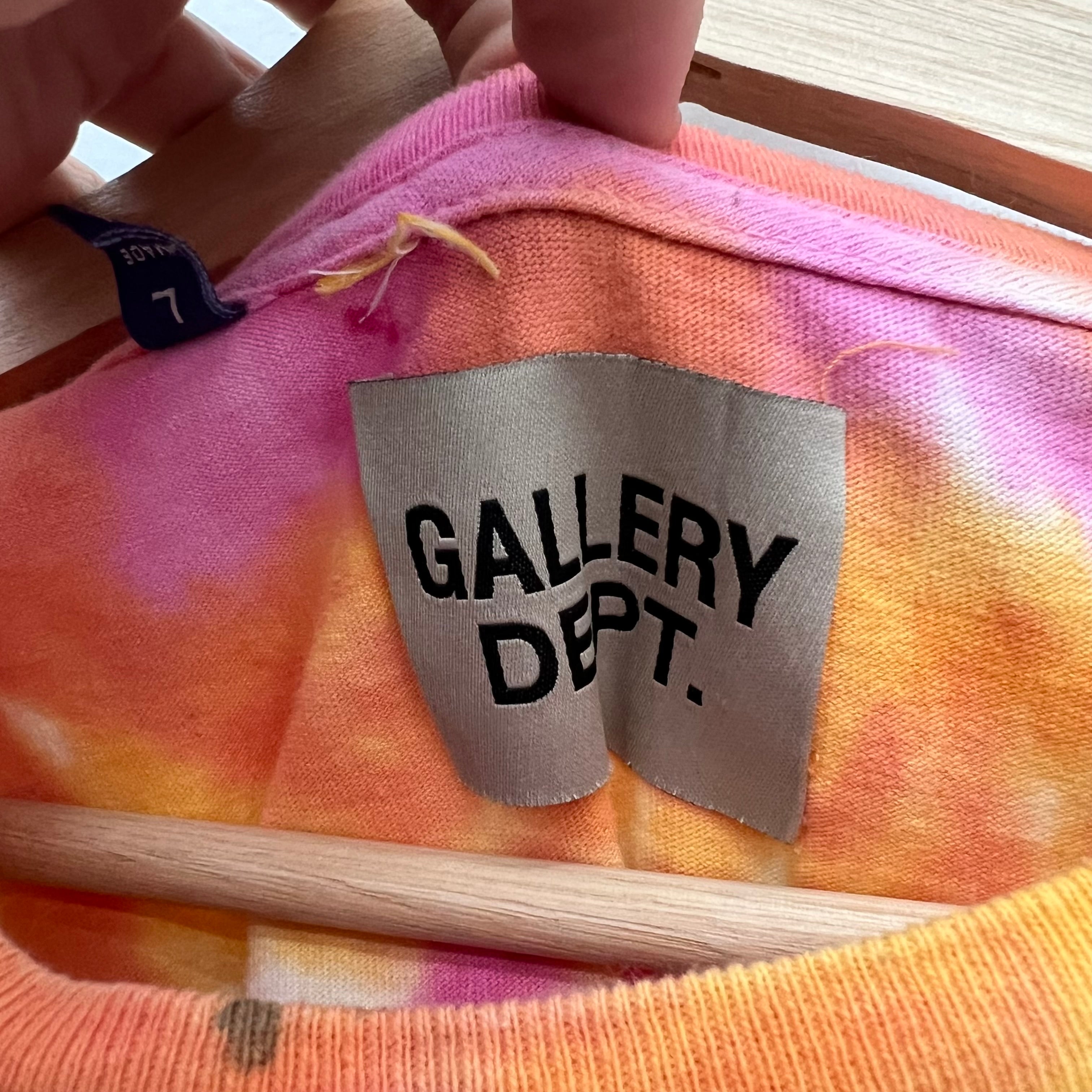 Gallery Dept Cropped Tie-Dye T-Shirt - Size L