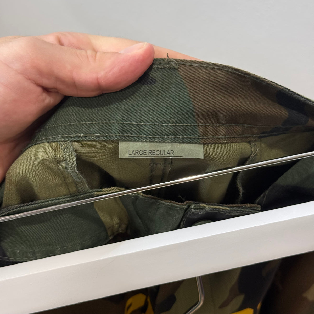 GV Gallery Raspberry Hills Camo Pants - Size L