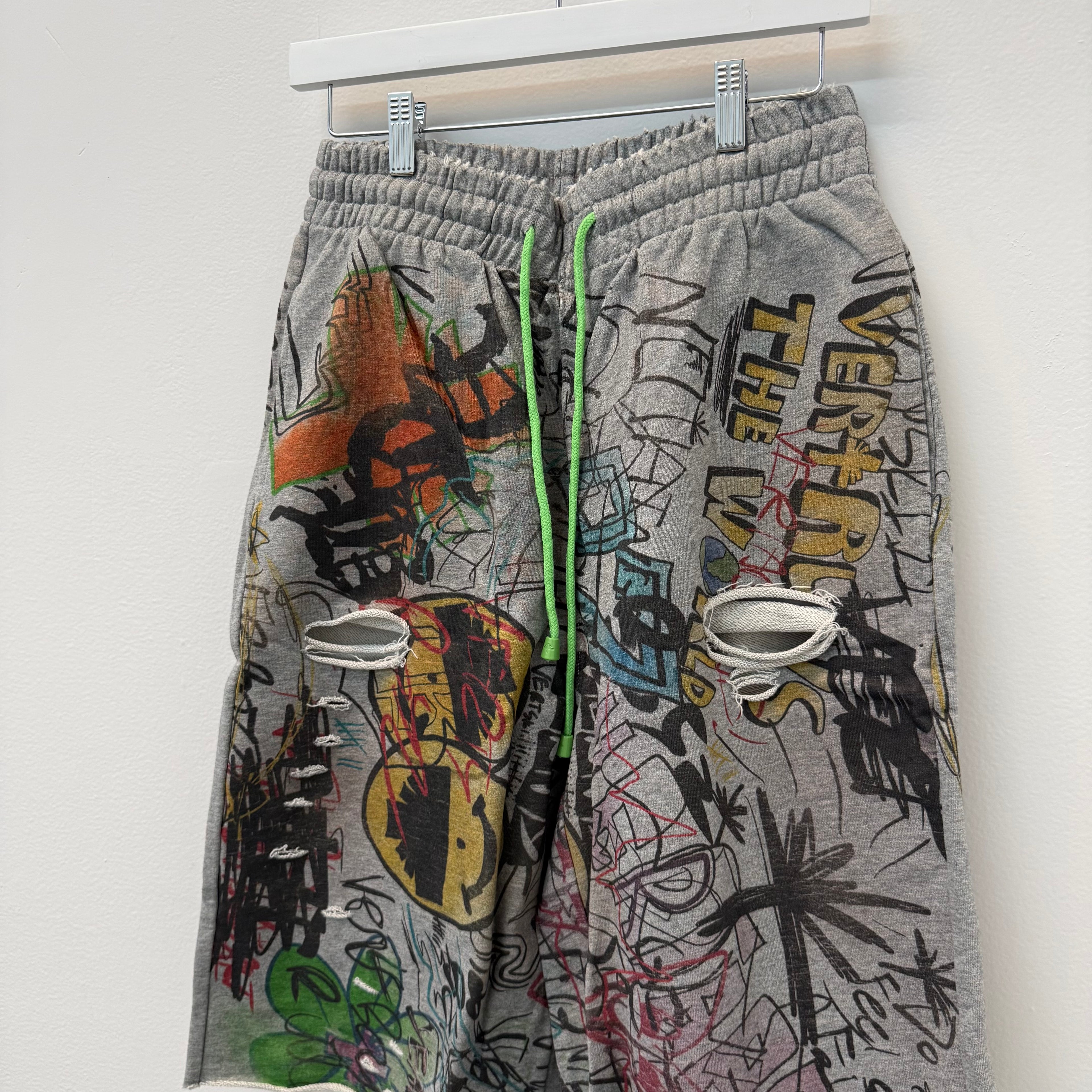 Vertabrae Graffiti Detention Sweat-shorts