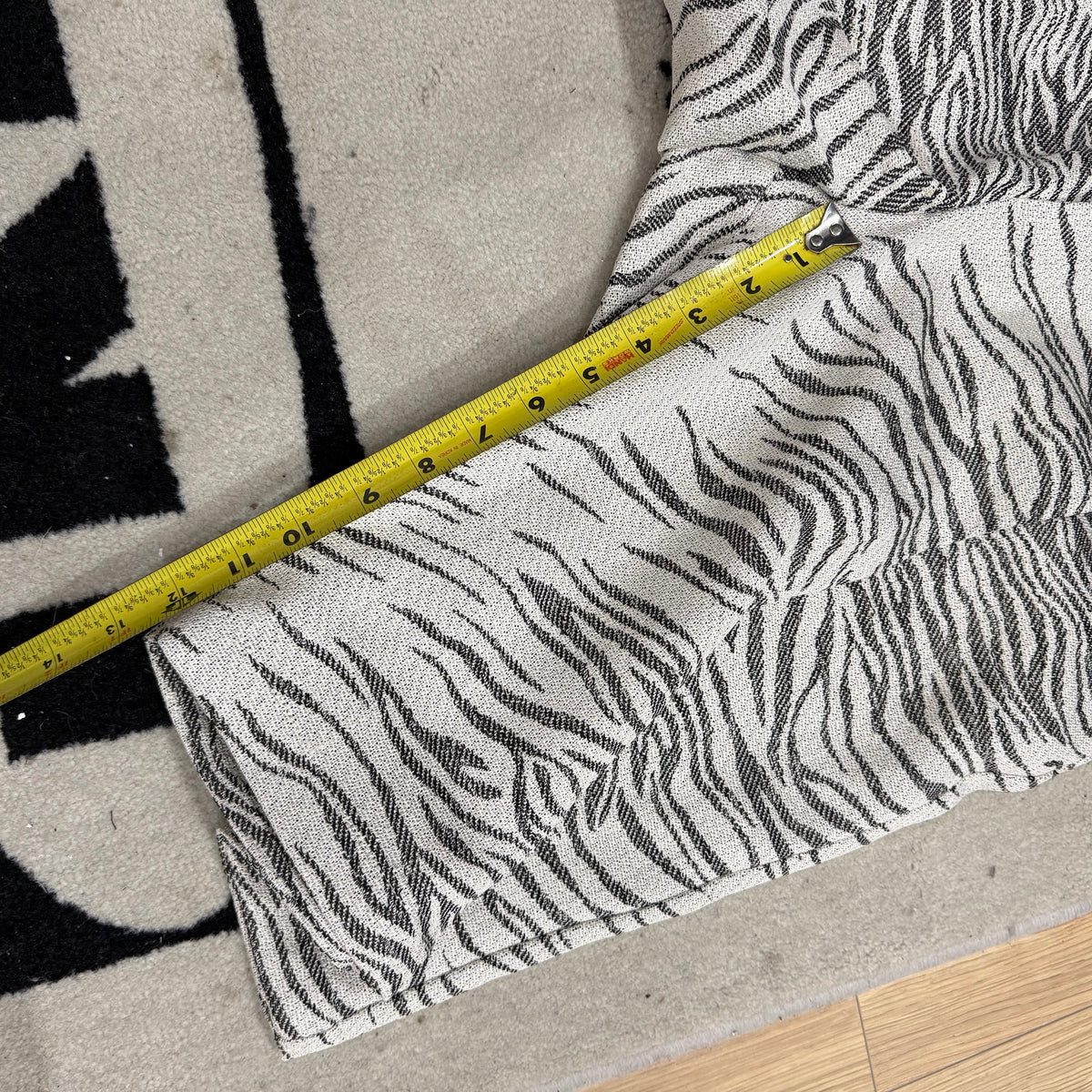 Jacquemus Jacquard Mottled Zebra Shorts - Size 50 (US 32)