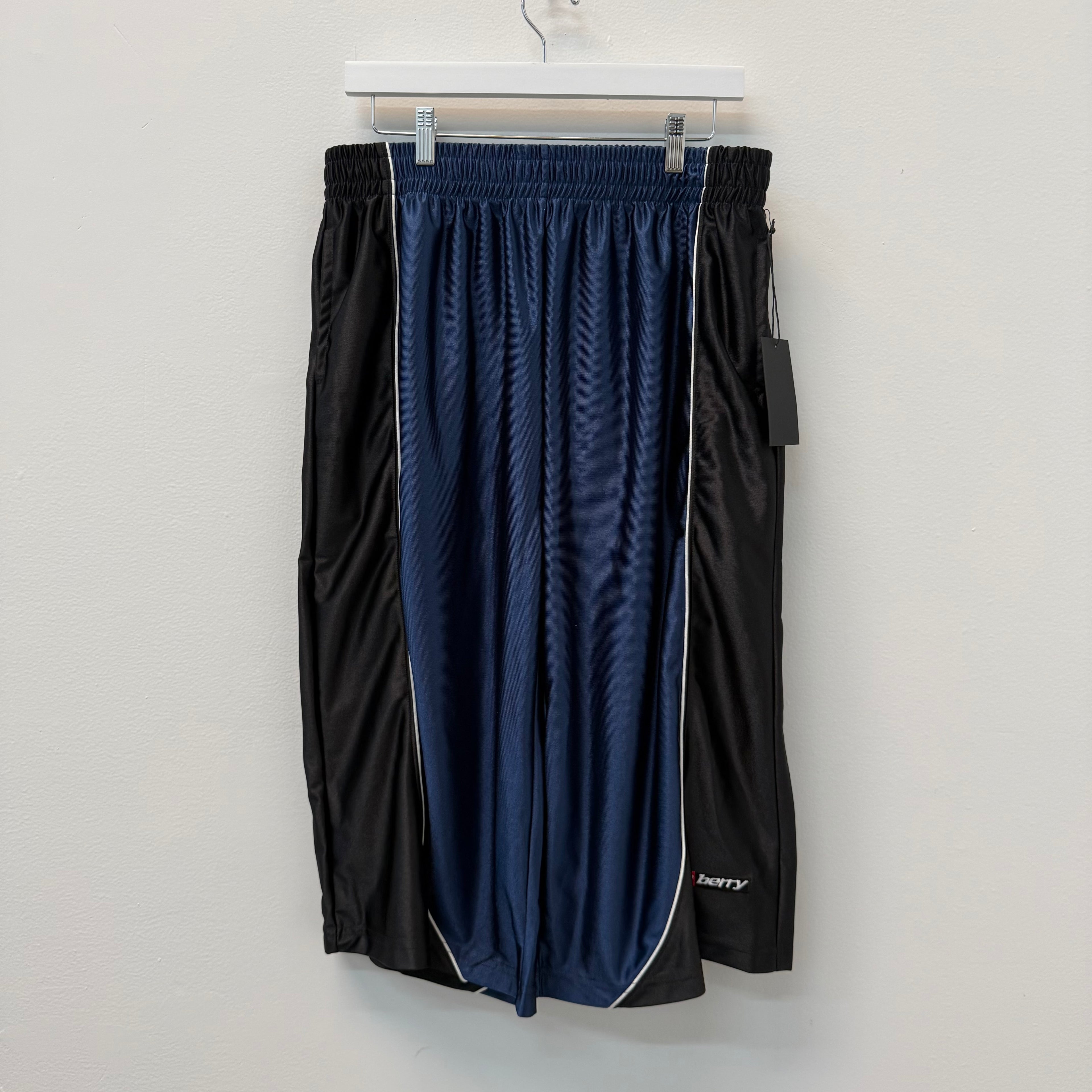 GV Gallery Raspberry Hills Adam Sandler Shorts - Size S