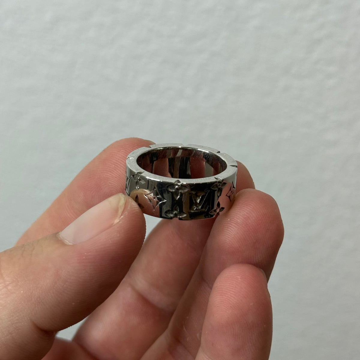 Louis Vuitton Think Monogram Spacer Ring - Size 9.5