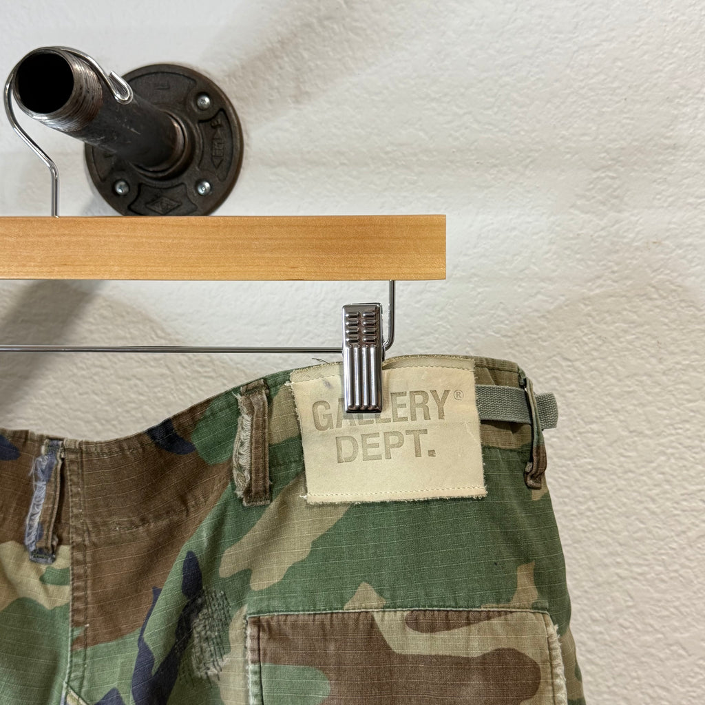 Gallery Dept G Patch Wood Camo Patch Cargo Shorts - Size 36