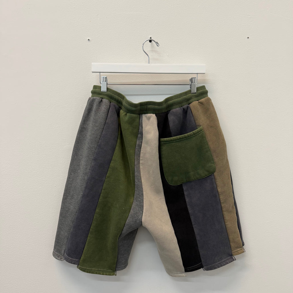 GV Gallery Raspberry Hills Bonsai Sweatshorts - Size M