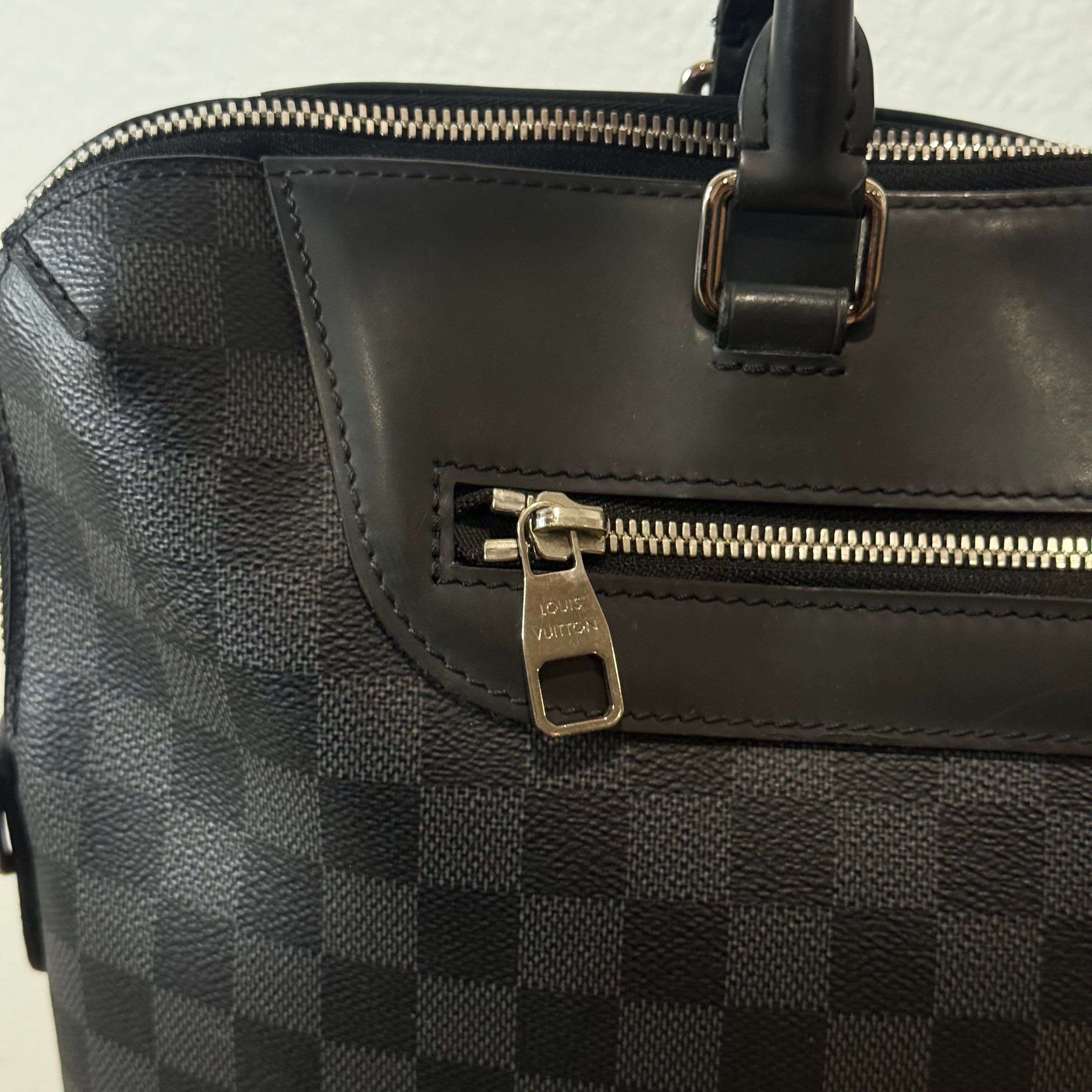 Louis Vuitton Porte-Documents Jour Damier Black Side Bag