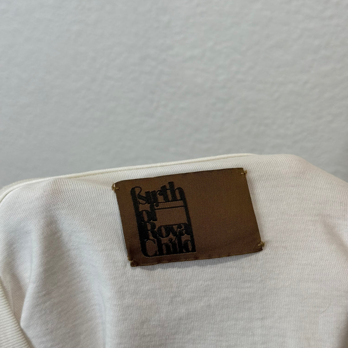 Birth of a Royal Child Photograph T-Shirt - Size S