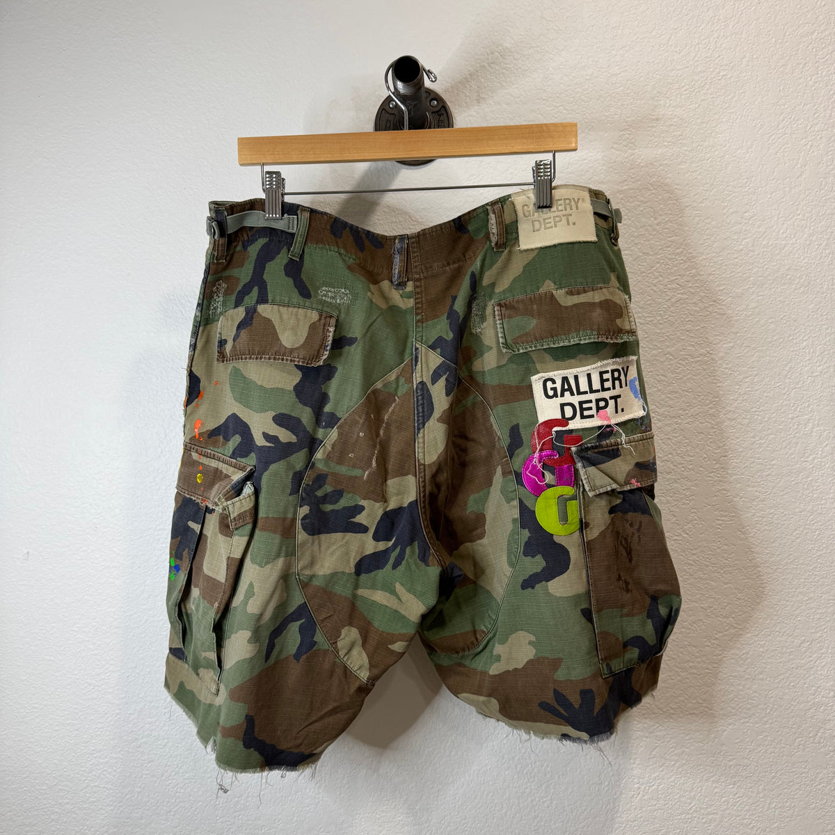 Gallery Dept G Patch Wood Camo Patch Cargo Shorts - Size 36