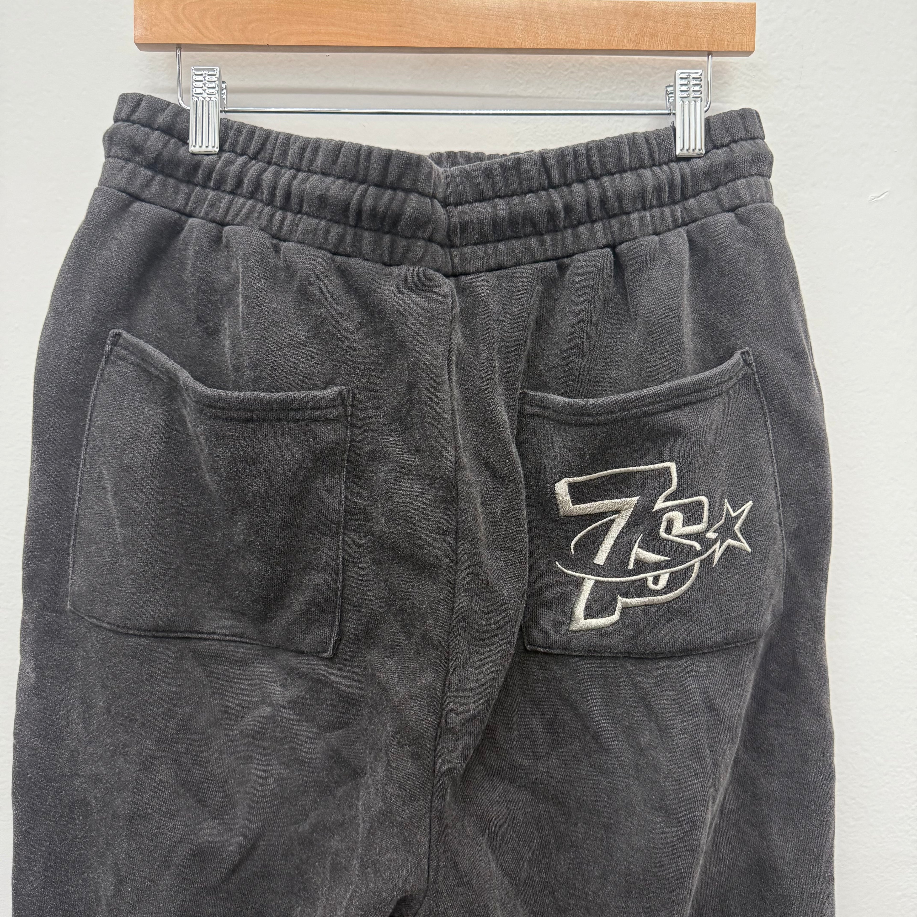 Triple Sevens Star Black Sweatpants - Size L