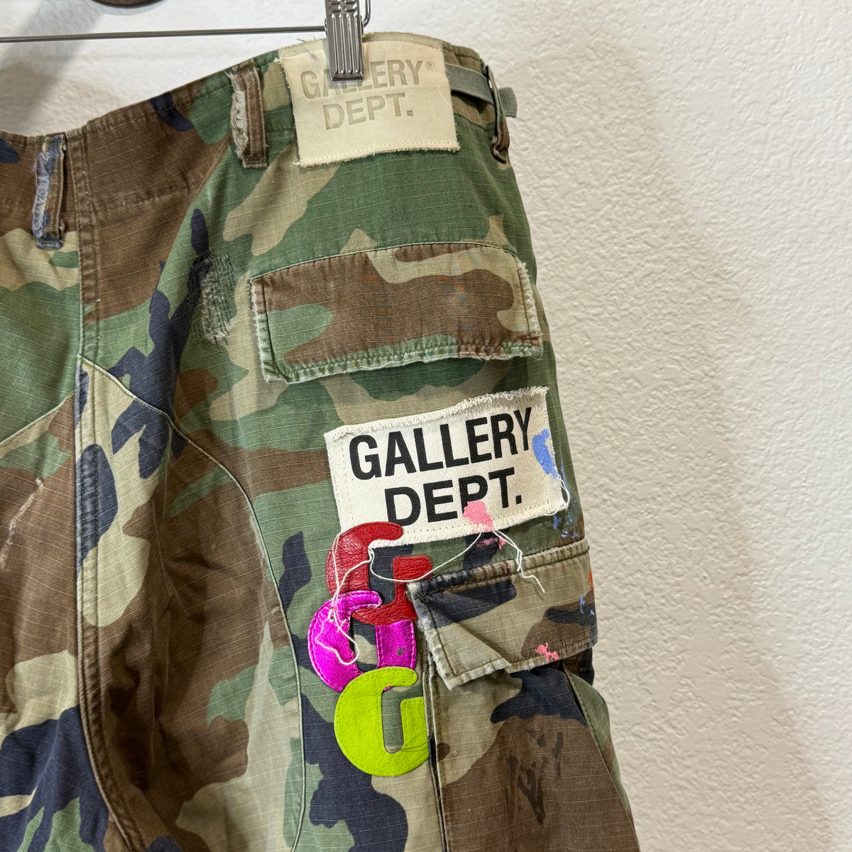 Gallery Dept G Patch Wood Camo Patch Cargo Shorts - Size 36