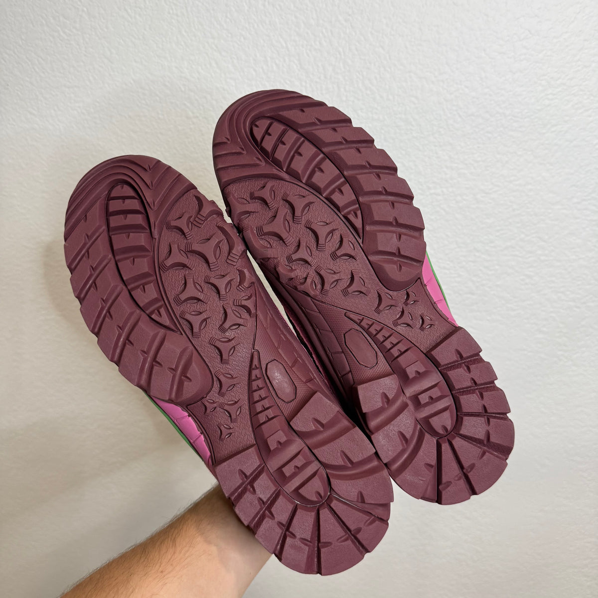 HMDD Journey Odyssey Hiking Sneakers - Size 11