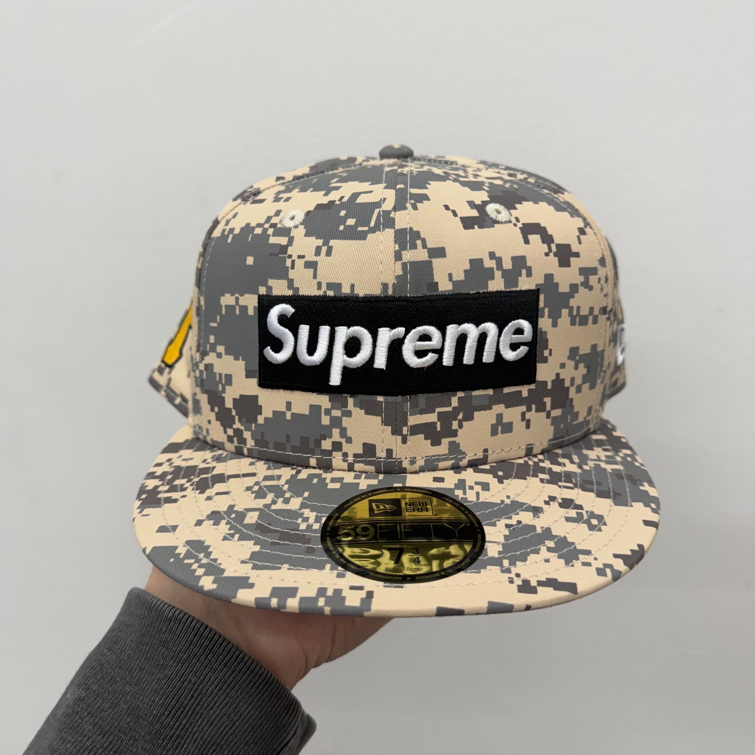 Supreme Box Logo Pirates Digi Camo Fitted 7 3/4