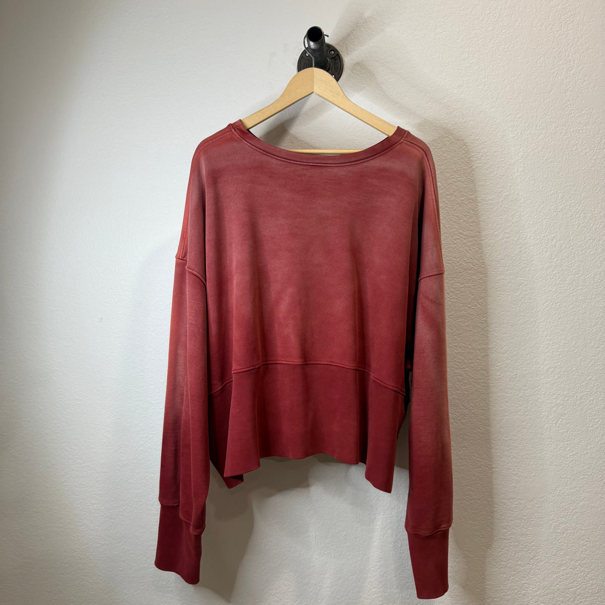GV Gallery Raspberry Hills Basketball Crewneck - Size XXL