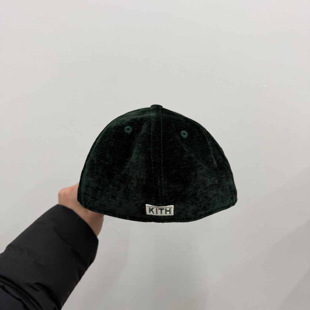 Kith & Kin Suede 7 3/8 Green
