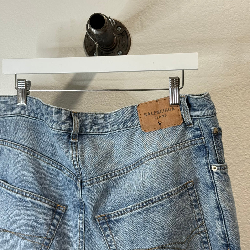 Balenciaga Baggy Light Wash Denim Jeans - Size L (34)