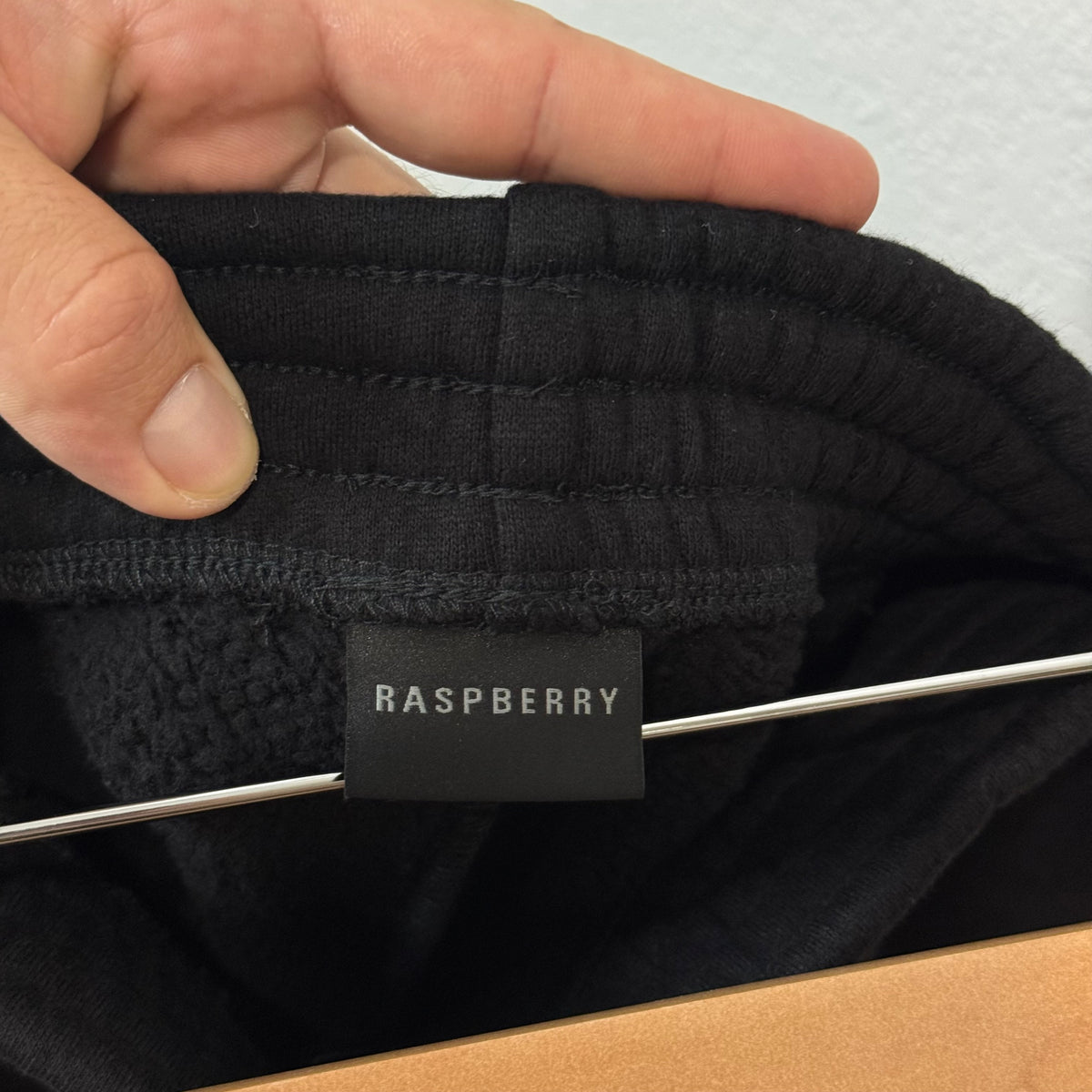 GV Gallery Raspberry Hills Weekday 3/4 Long Sweatshorts - Size XL
