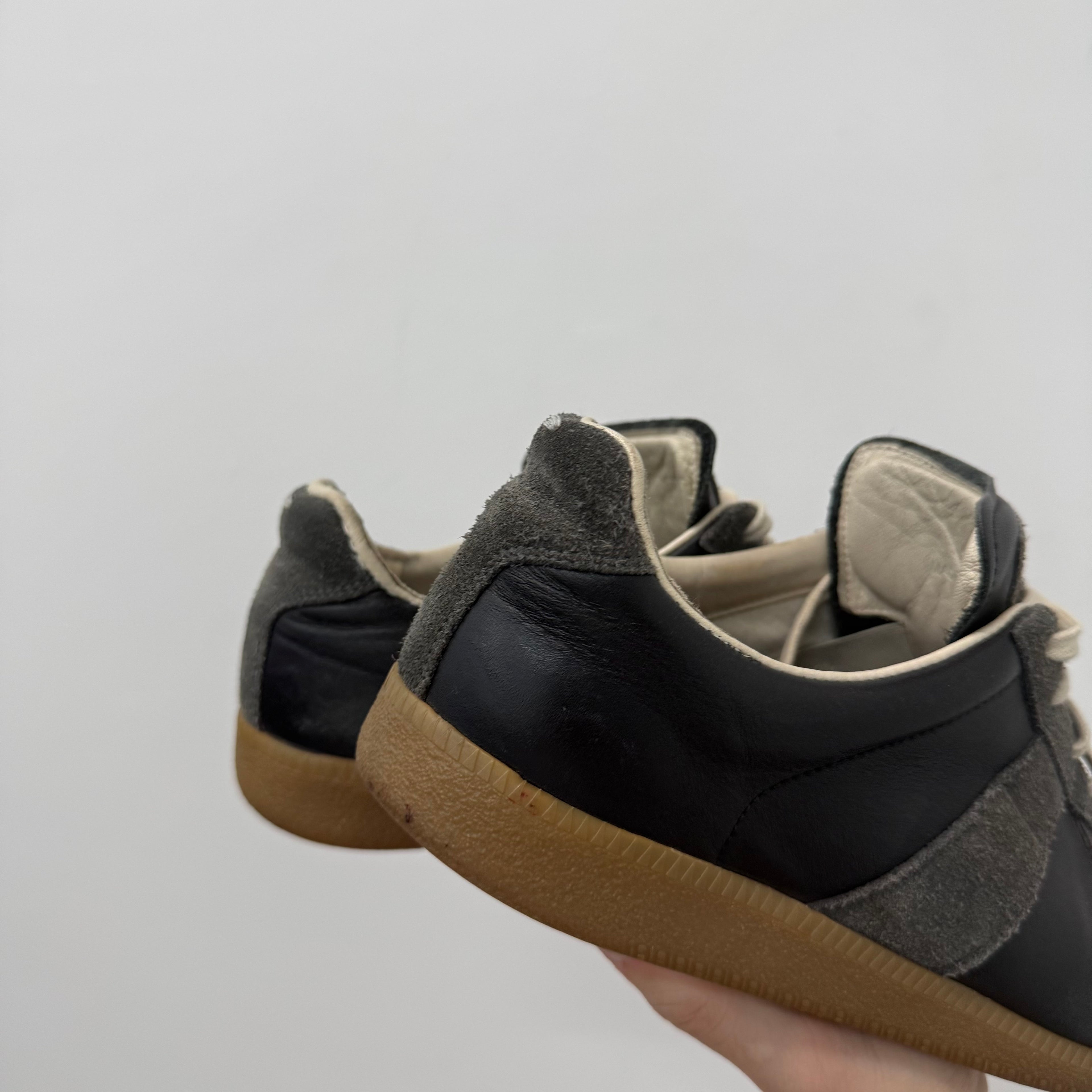 Maison Margiela Replica Gat Sneakers Brown - Size 43