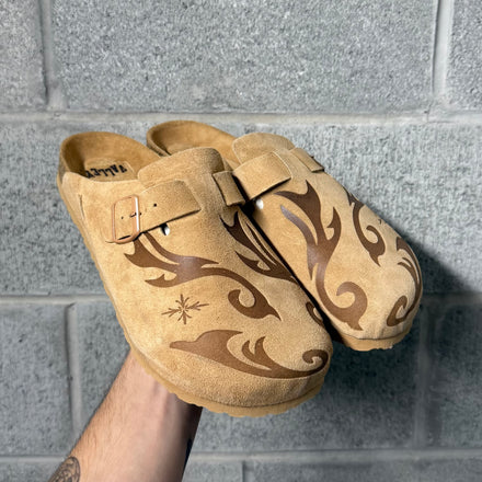 Vale Tobacco Birkenstock Clogs - Size 11