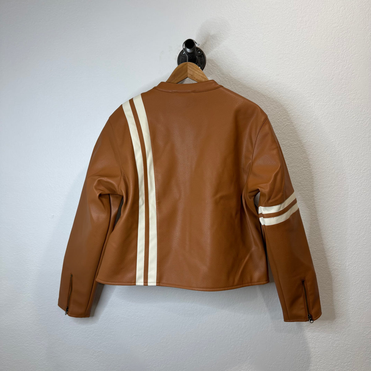 74 is War Leather Racing Jacket Brown - Size M