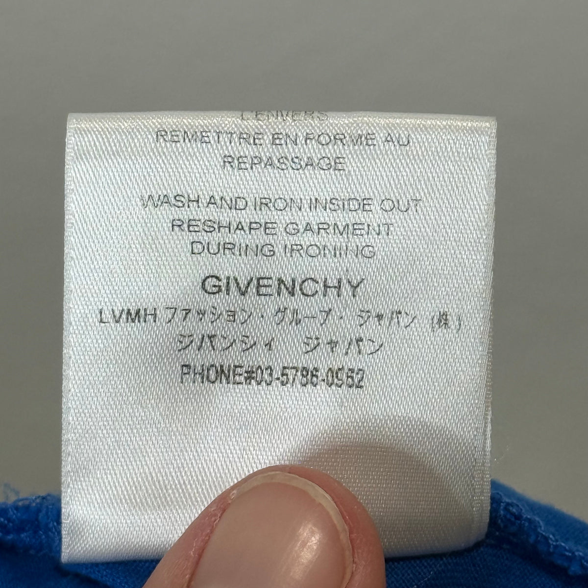 Givenchy Paris Logo T-Shirt Blue - Size M