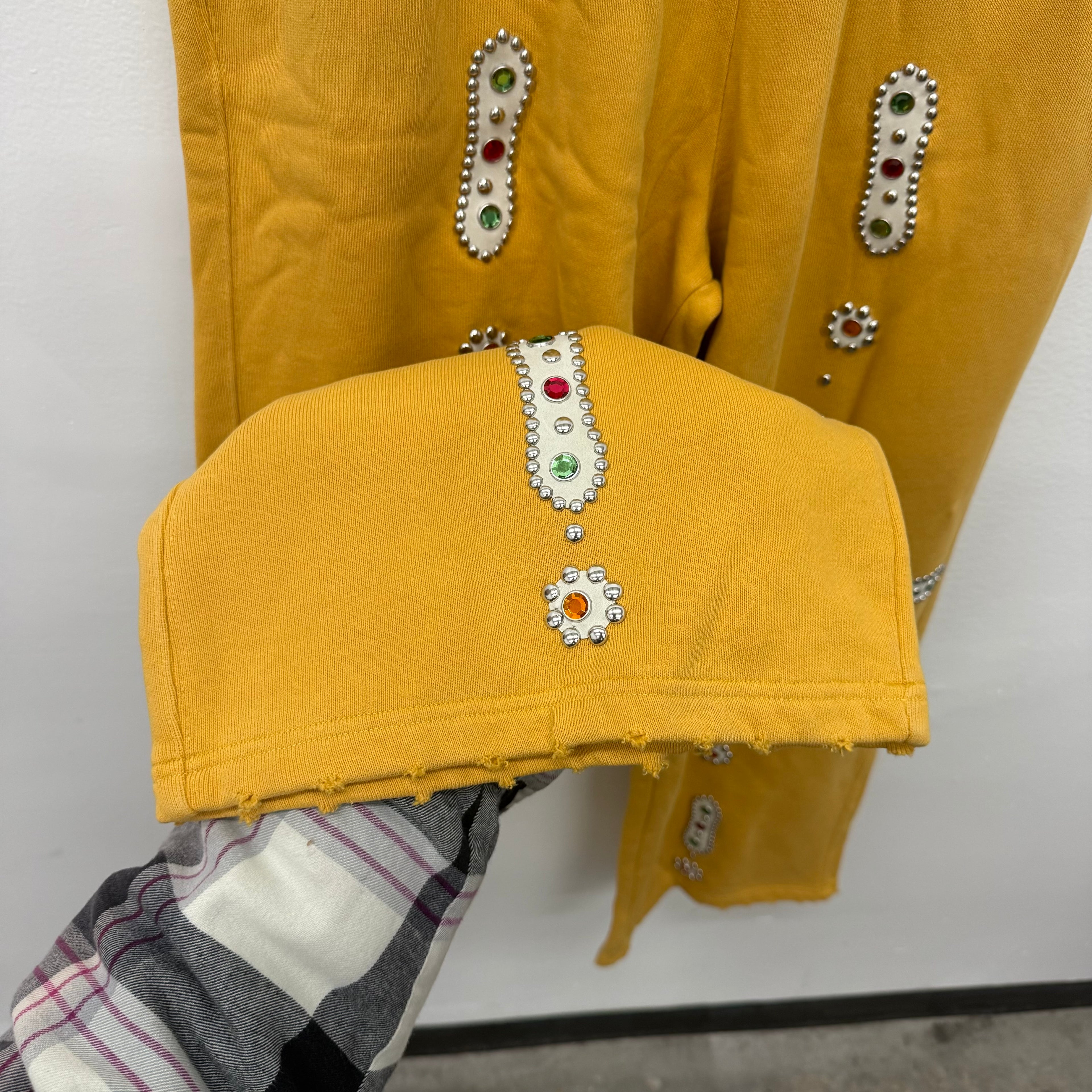 Bravest Studios Sapphire Sweatpants Yellow - Size L/XL