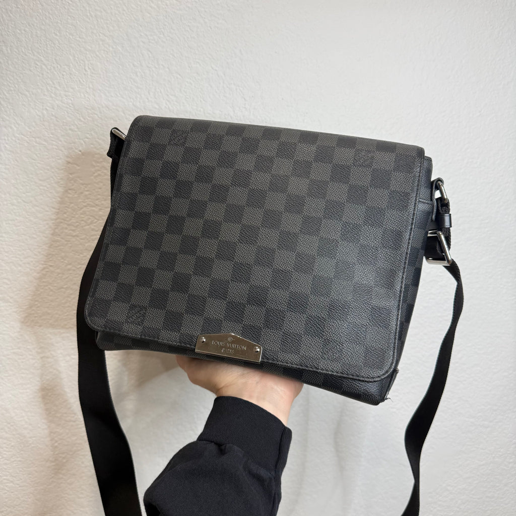 Louis Vuitton Messenger Damier Graphite Side Bag