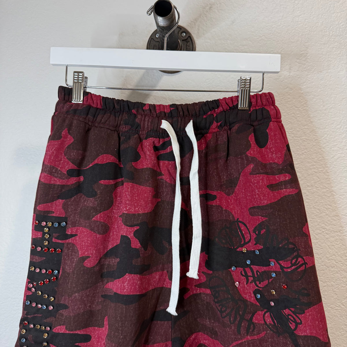 HMDD Red Camo Sweat Shorts - Size M