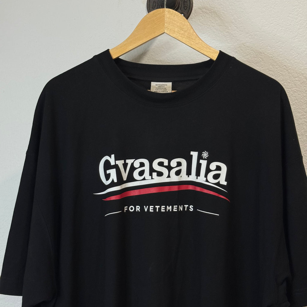 Vetements Gvasalia Denma Black T-Shirt - Size XL